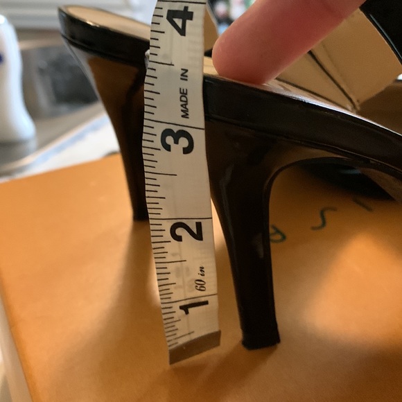 Unisa heels - Picture 14 of 15